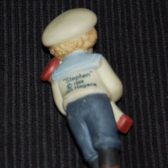 2  Vintage Jan Hagara 1988 Ornament Figurines "Meg" and "Stephen" 3 1/4" - Picture 10 of 12